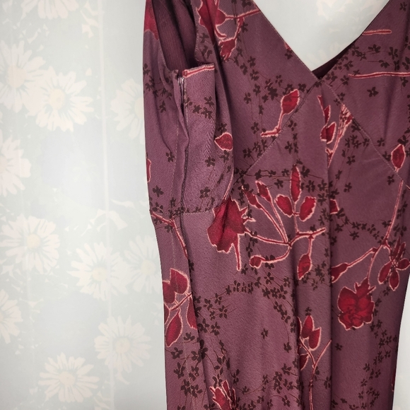 VINTAGE 1990s Beyer Too! Burgundy Cottage Floral Slip Maxi Dress Size 5 - Picture 8 of 13
